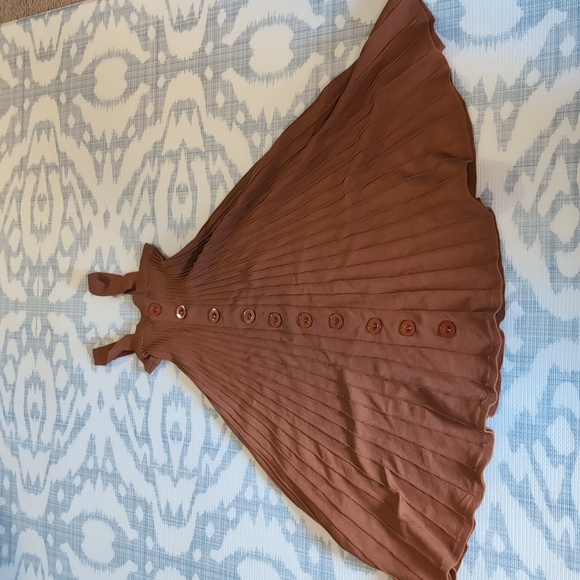 A shappe dress - Picture 1 of 3